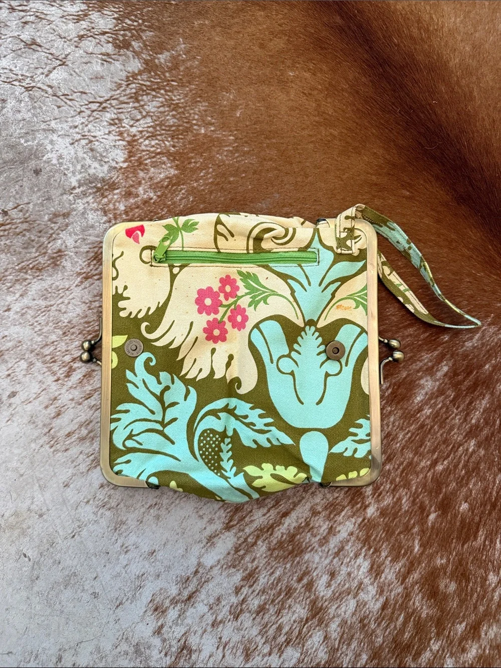 Floral Kiss-Lock Wristlet Wallet